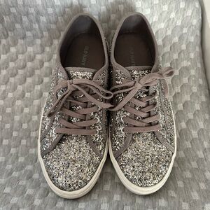 EUC Old Navy Glitter Sneakers - Size 9